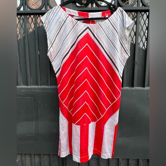 Vintage Geometric thin sheer blouse/dress depending on who’s wearing it. size 12 - Picture 5 of 8